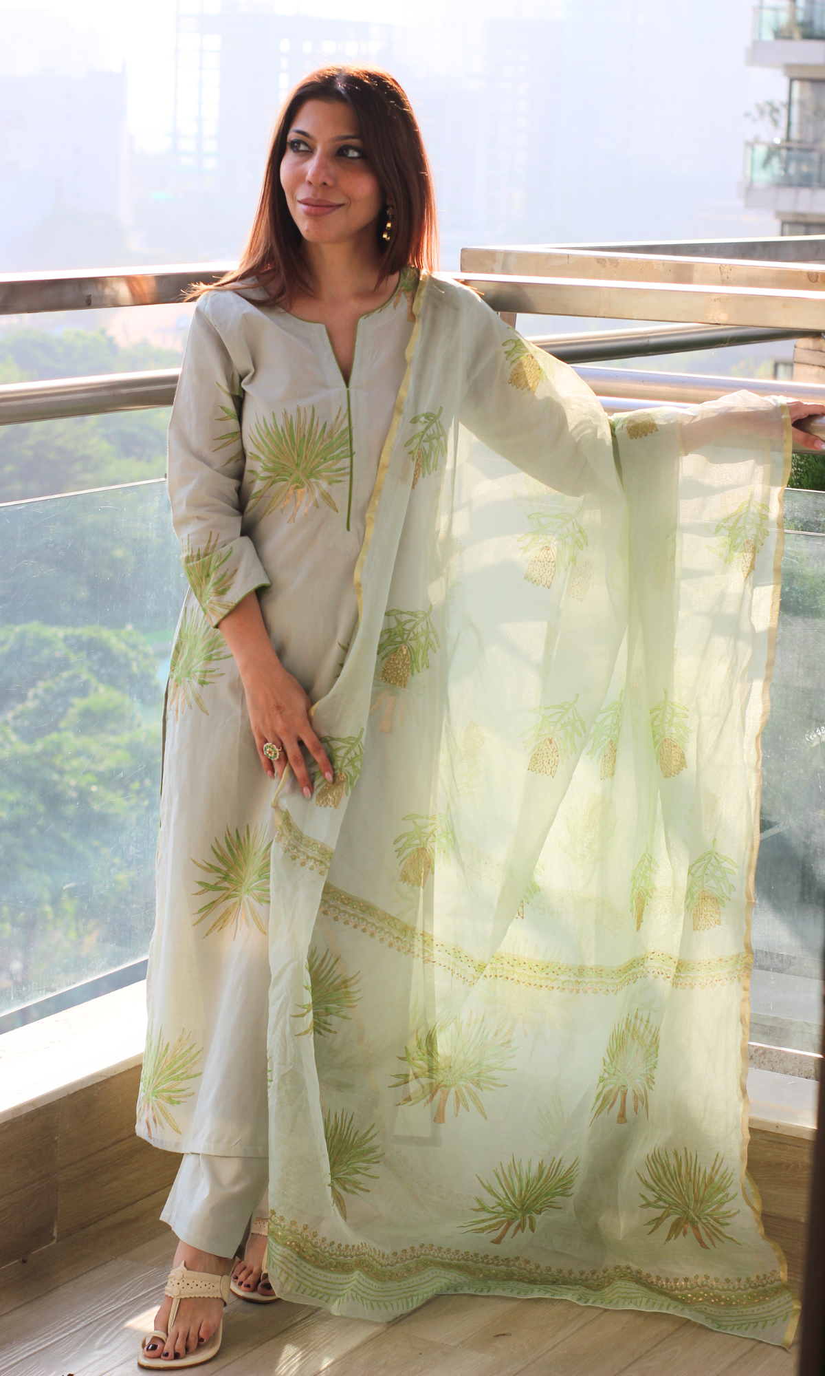 Noori Pista Handblock Mughal Gold Print Kurta, Kota Silk Dupatta & Cotton Pants