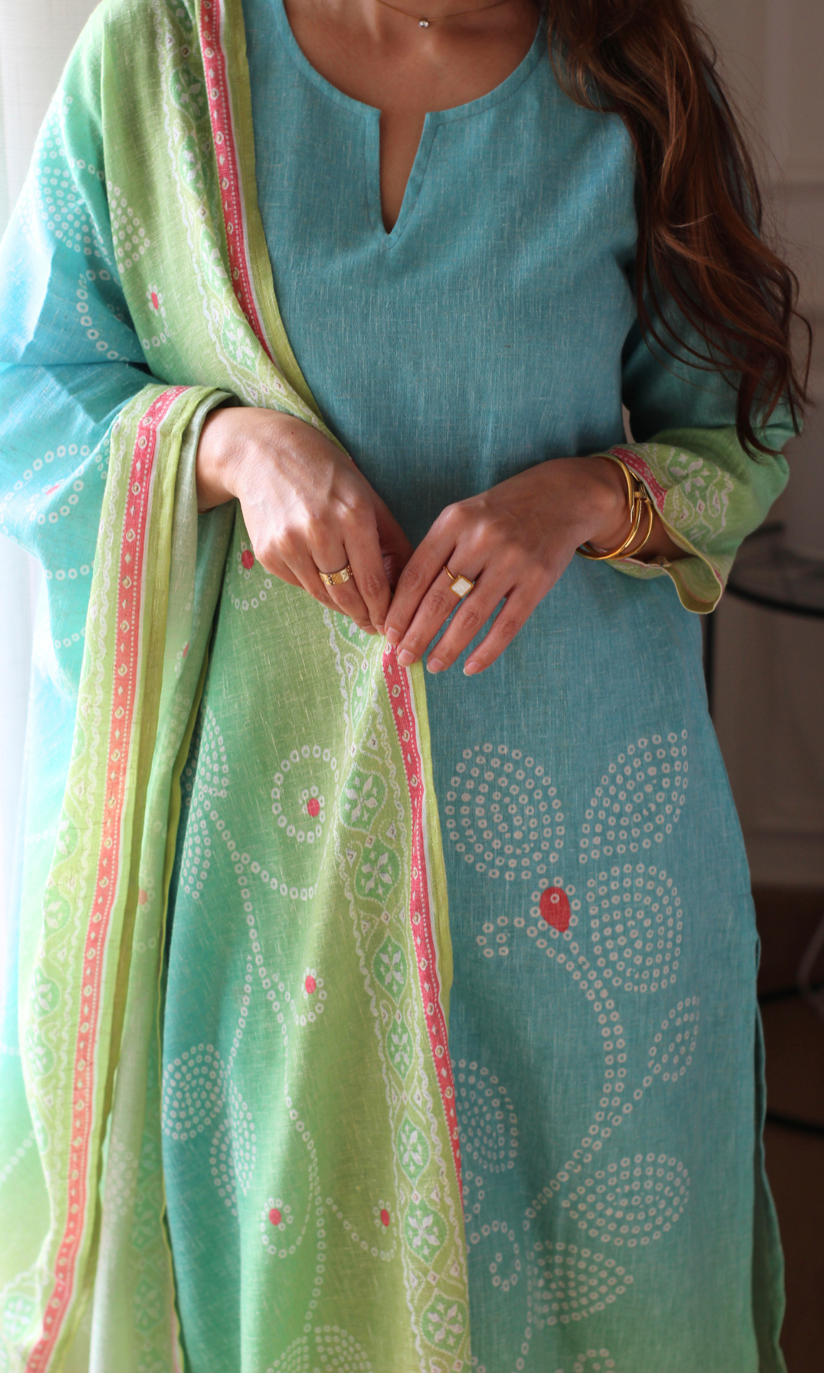 Mint Mirage Linen Blend Kurta , Dupatta & Cotton Pants