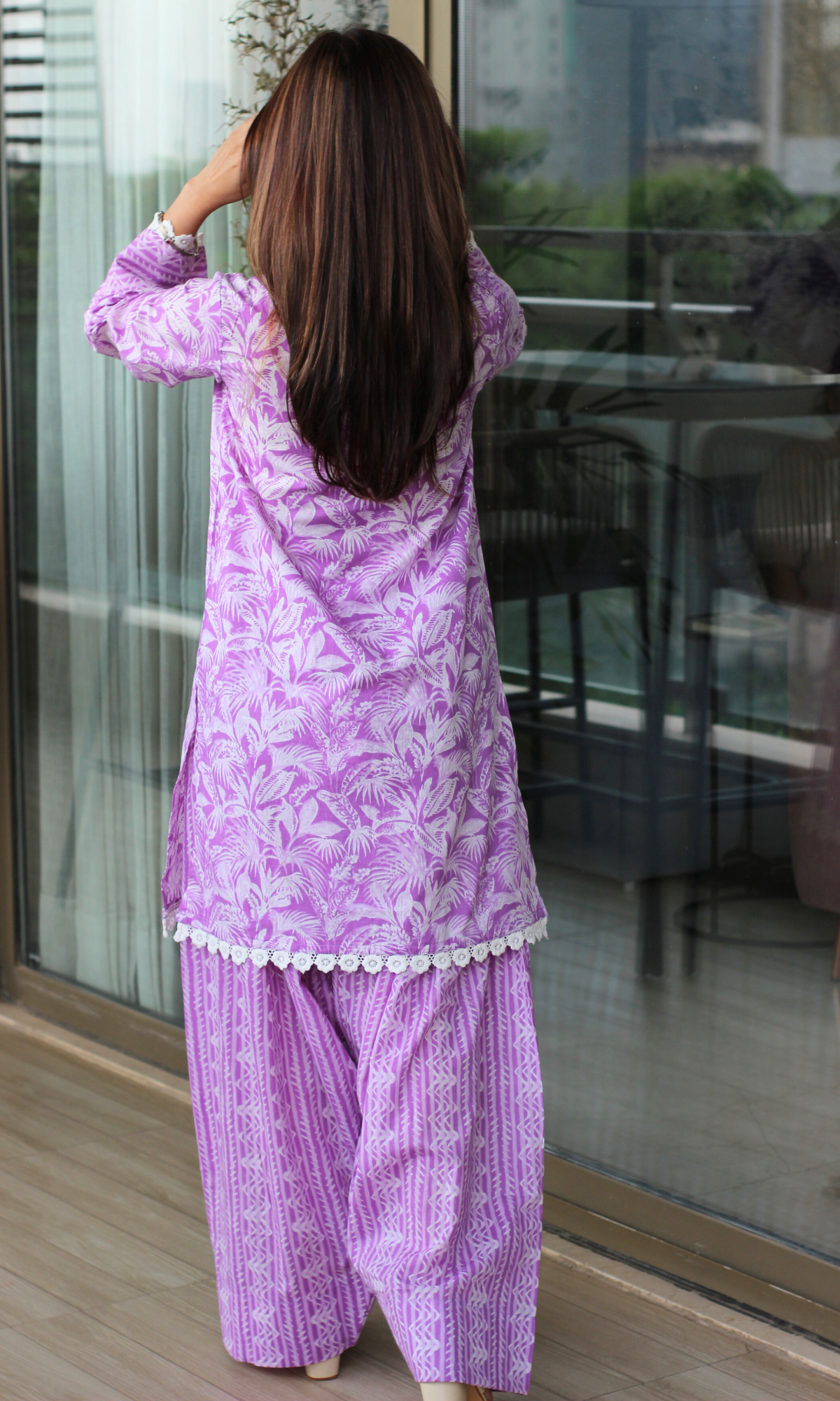 Neelofar Noor Laced Kurta & Farshi Salwaar