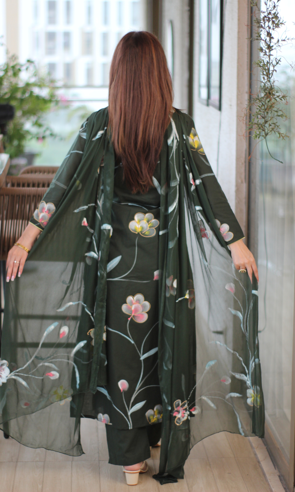 Deep Green & Yellow Hand Painted Kurta, Chiffon Dupatta & Cotton Pants