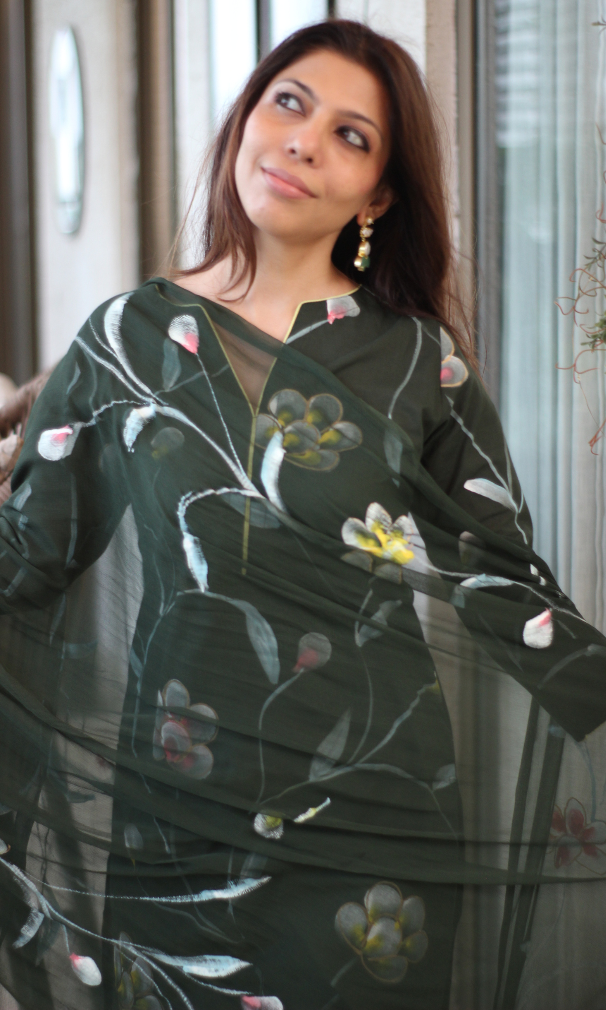 Deep Green & Yellow Hand Painted Kurta, Chiffon Dupatta & Cotton Pants