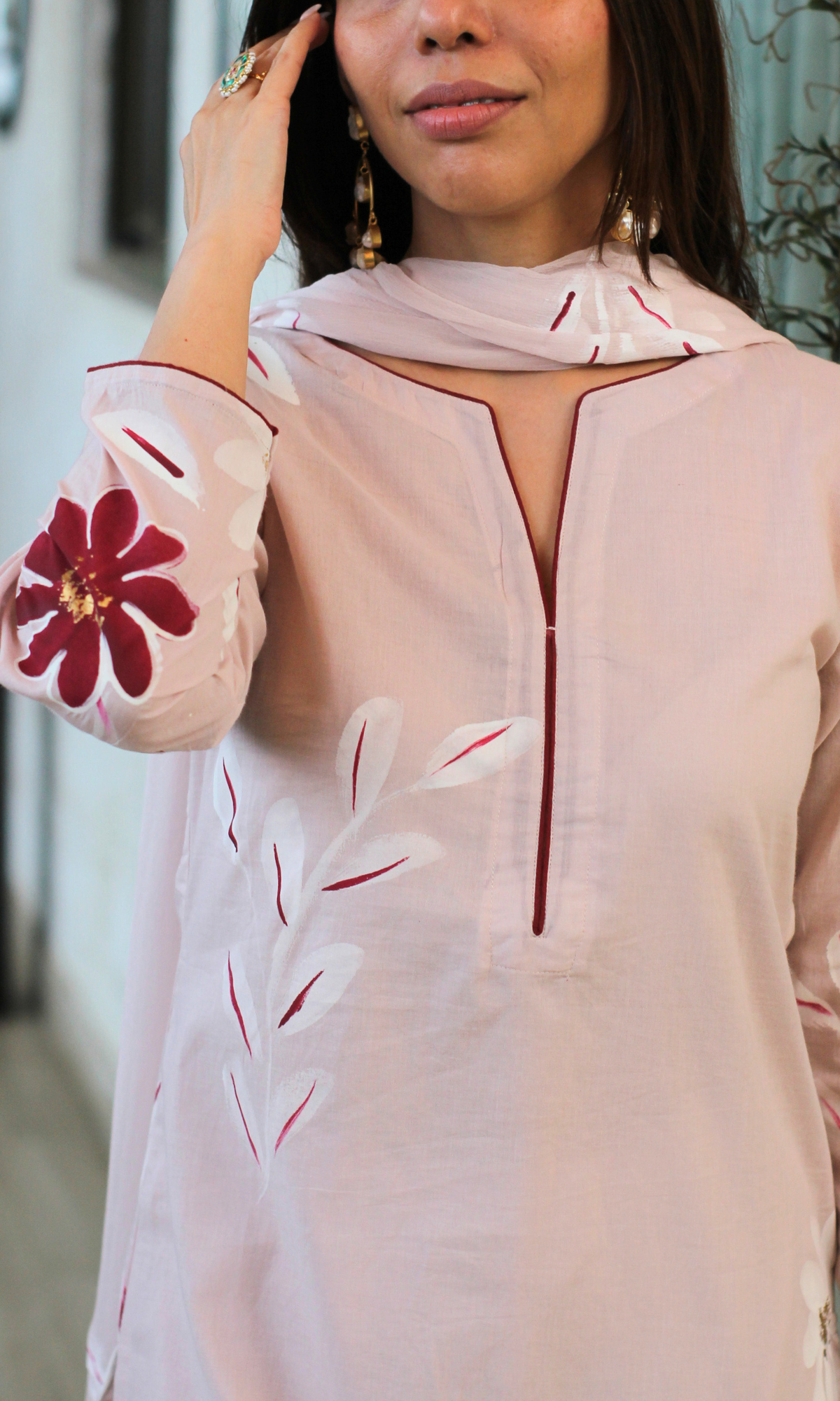 Pale Pink & Maroon Hand Painted Kurta, Chiffon Dupatta & Cotton Pants