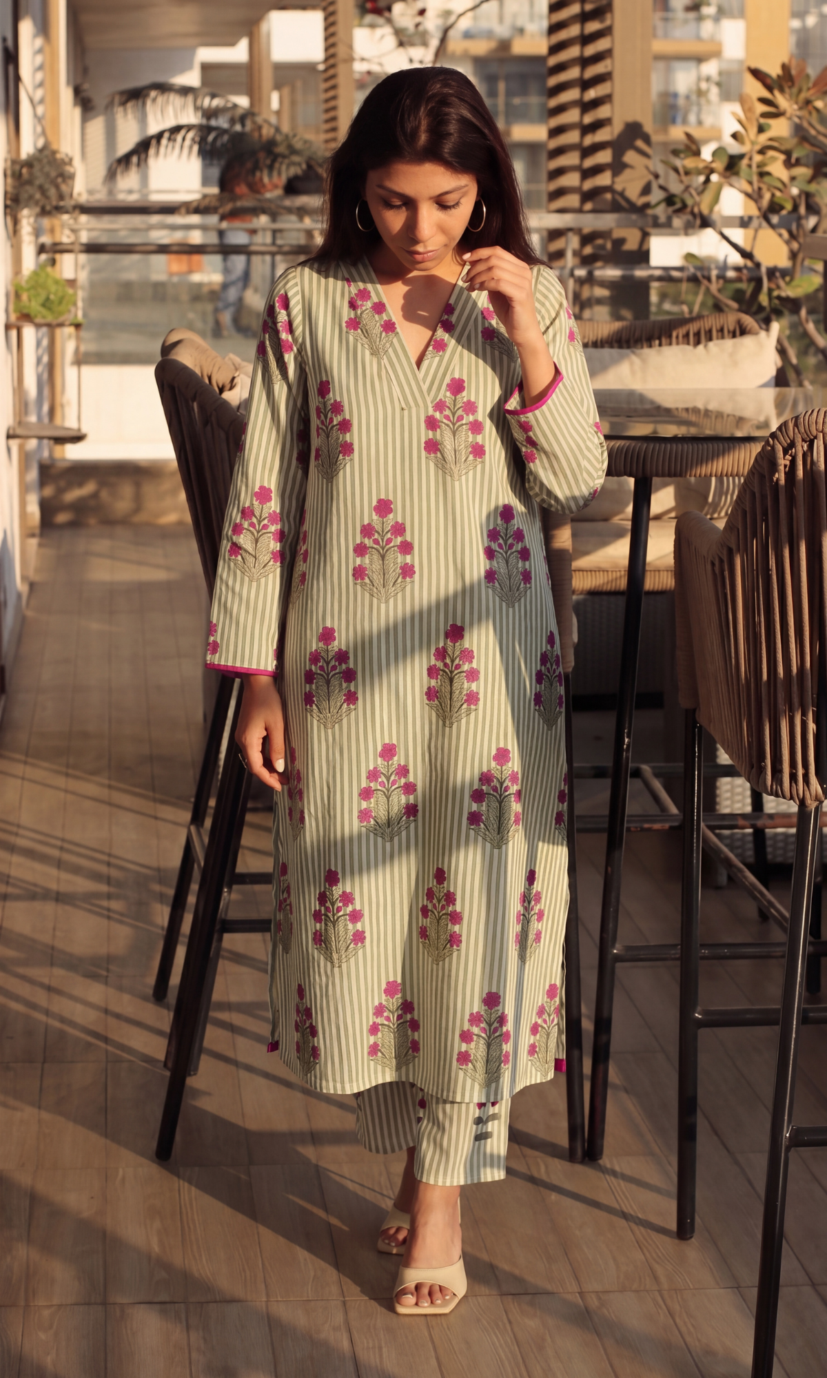 Cotton Green Striped Mughal Print Kurta & Pants