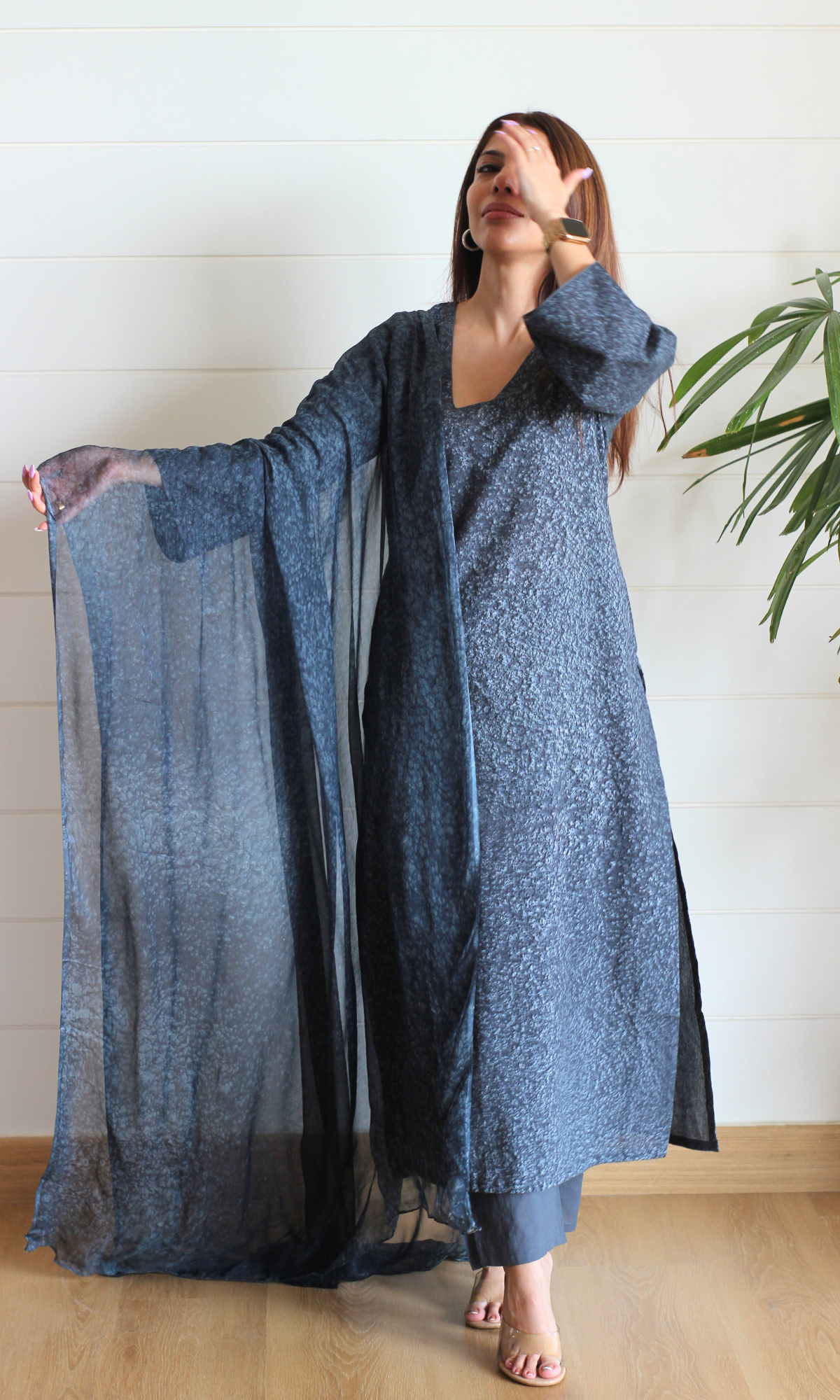Cotton Graphite Glow African Shibori Kurta, Chiffon Dupatta & Cotton Pants