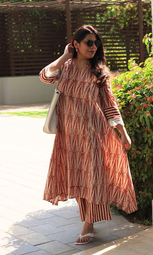 Cotton Handblock Red Leafline A line , Laced Sleeve Kurta with Pants