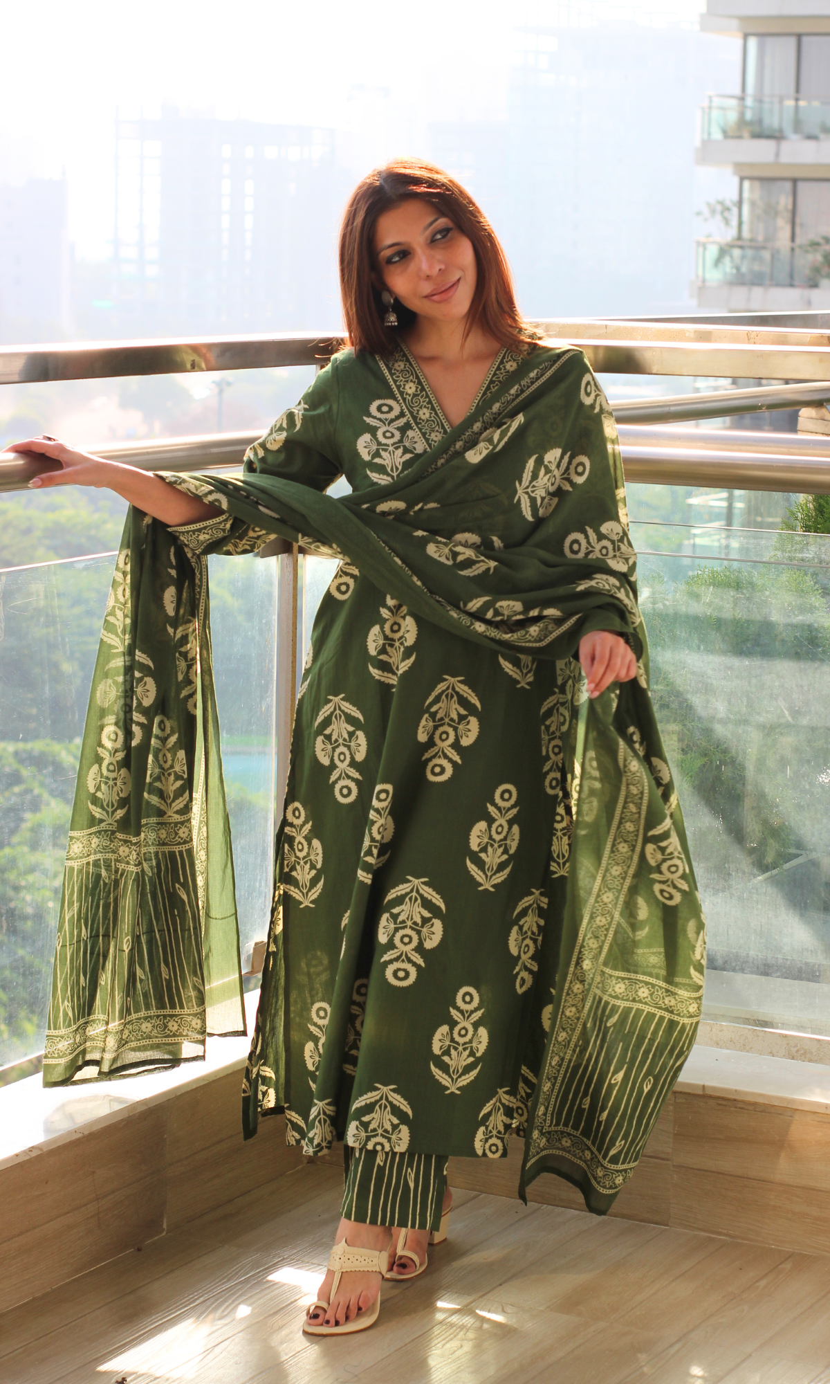 Cotton Royal Green Mughal Print Kurta, Dupatta & Printed Pants