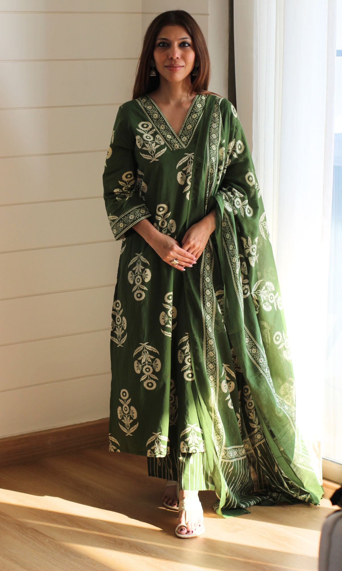 Cotton Royal Green Mughal Print Kurta, Dupatta & Printed Pants