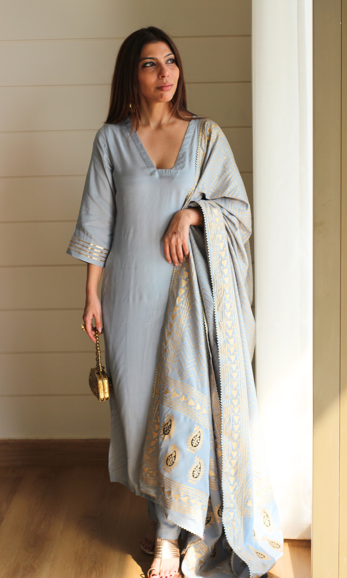 Mist Blue Feroza Muslin Silk Suit with Handpainted Dupatta