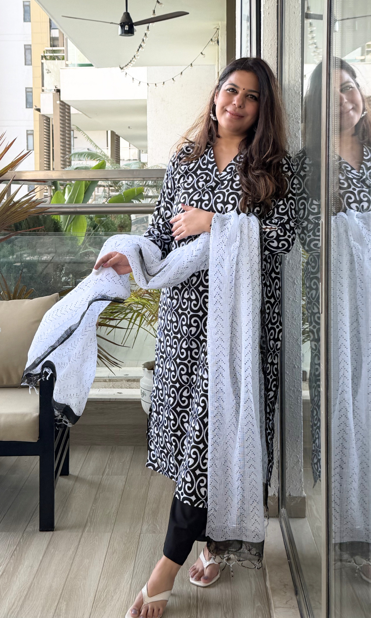 Black & White Abstract Print Cotton Kurta , Pants & Kota Doria Printed Dupatta