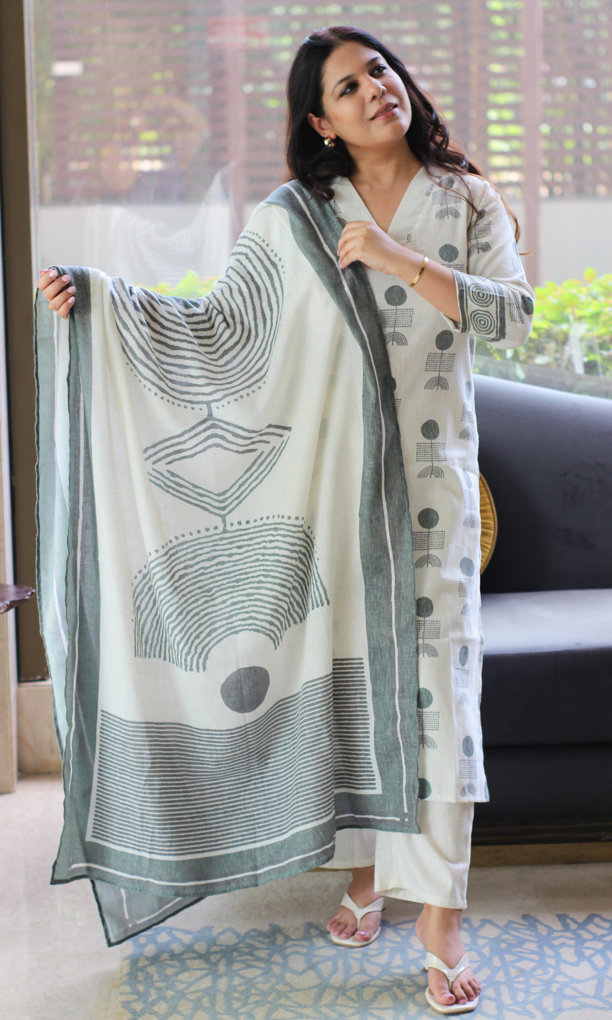 Linen Blend Off White Leaf Print Kurta, Dupatta & Cotton Pants