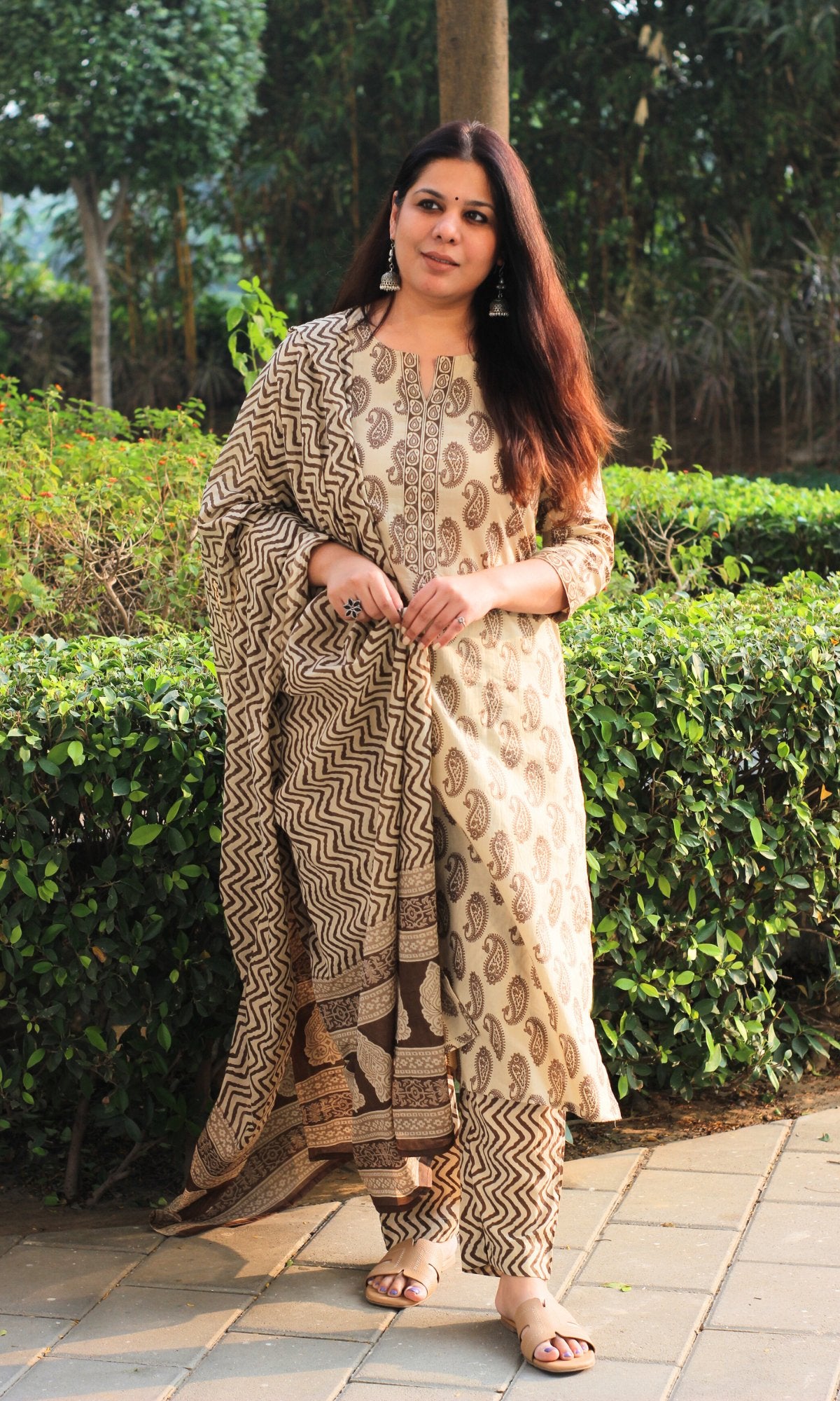 Cotton Beige Paisley Print Suit with Mul Dupatta - Baareeki
