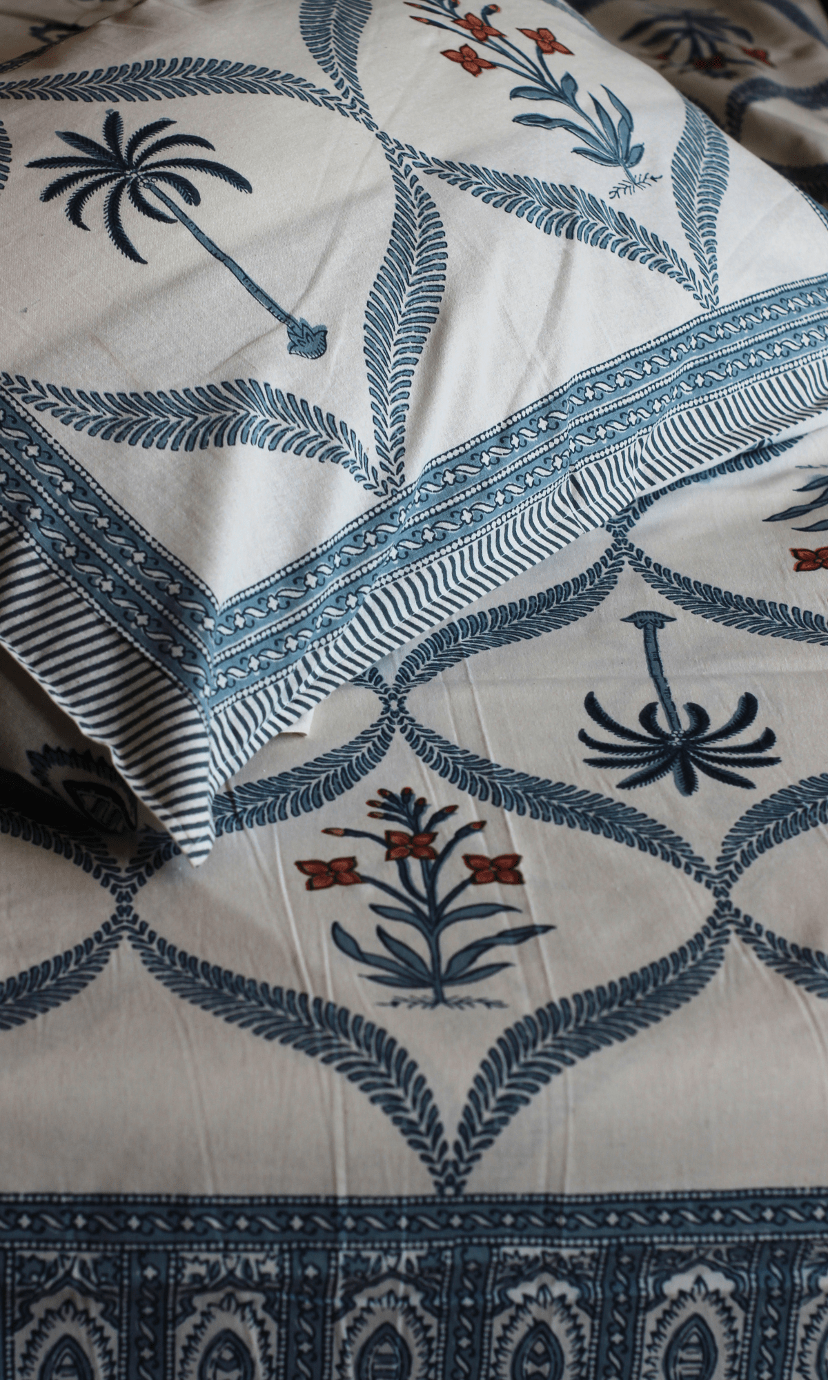 Cotton Block Printed Coastal Blue King Size Bedsheet with 2 Pillow Covers - Baareeki