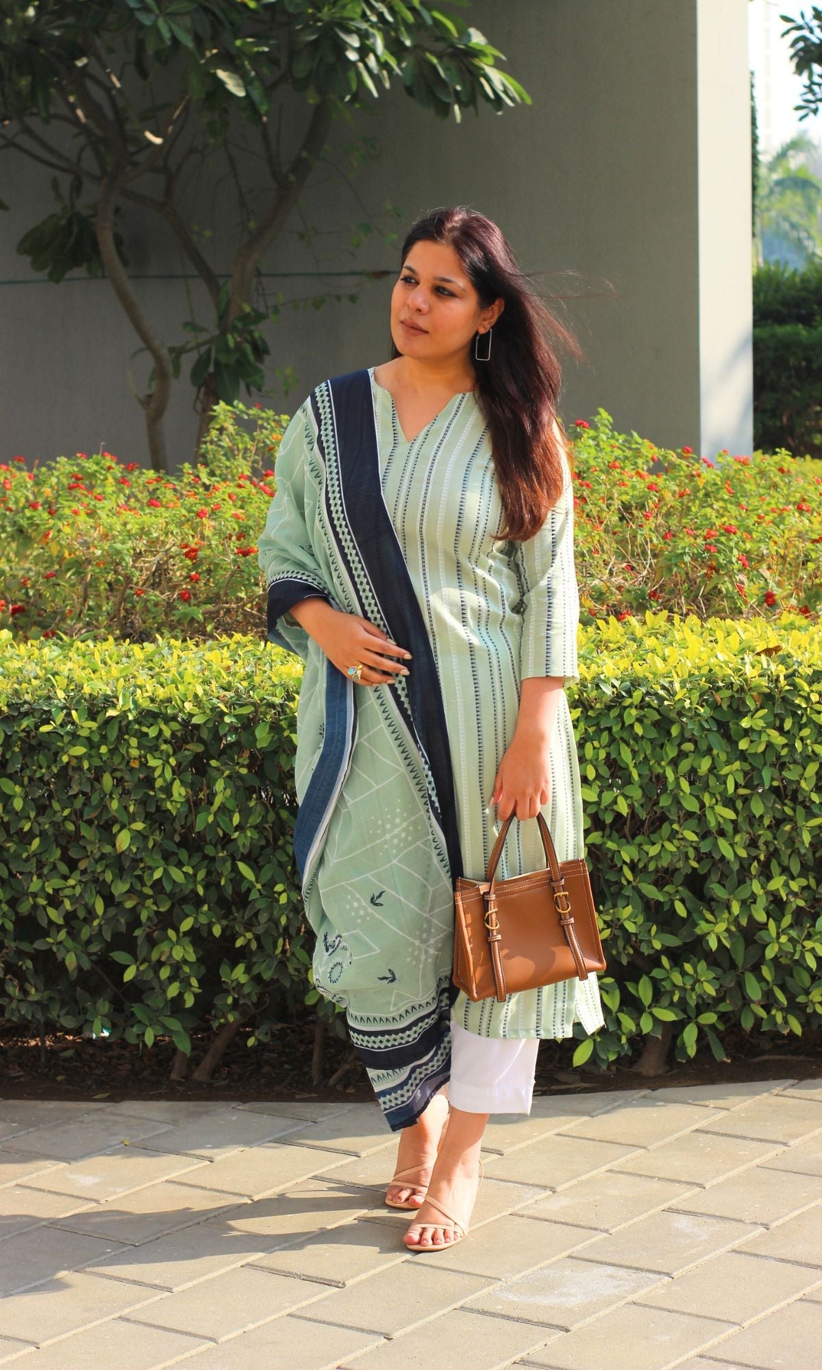 Cotton Fern & Navy Vertical Print Kurta & Mul Printed Dupatta - Baareeki