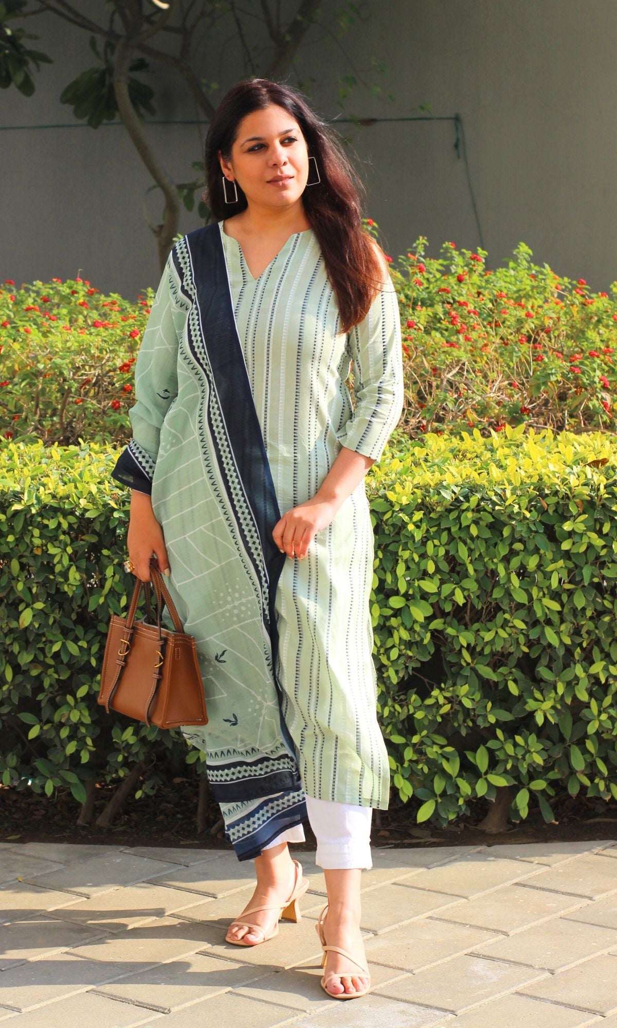 Cotton Fern & Navy Vertical Print Kurta & Mul Printed Dupatta - Baareeki