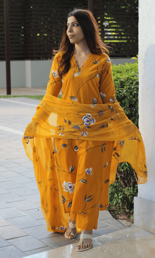 Cotton Mango Handbrush Painted Suit with Chiffon Handpainted Dupatta - Baareeki
