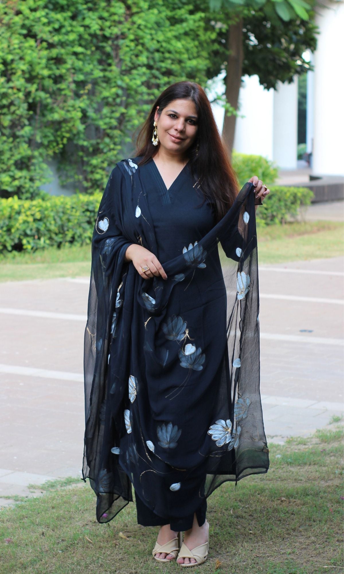 Cotton Midnight Handbrush Suit Set with Chiffon Handpainted Dupatta - Baareeki