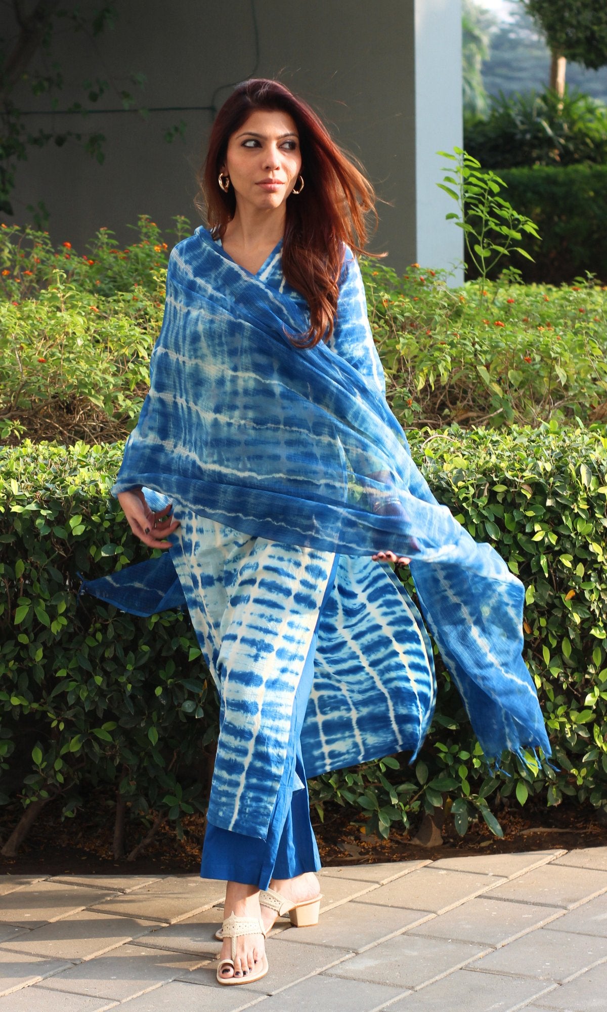 Cotton Parrish Blue & White Shibori Suit with Chiffon Shibori Dupatta - Baareeki