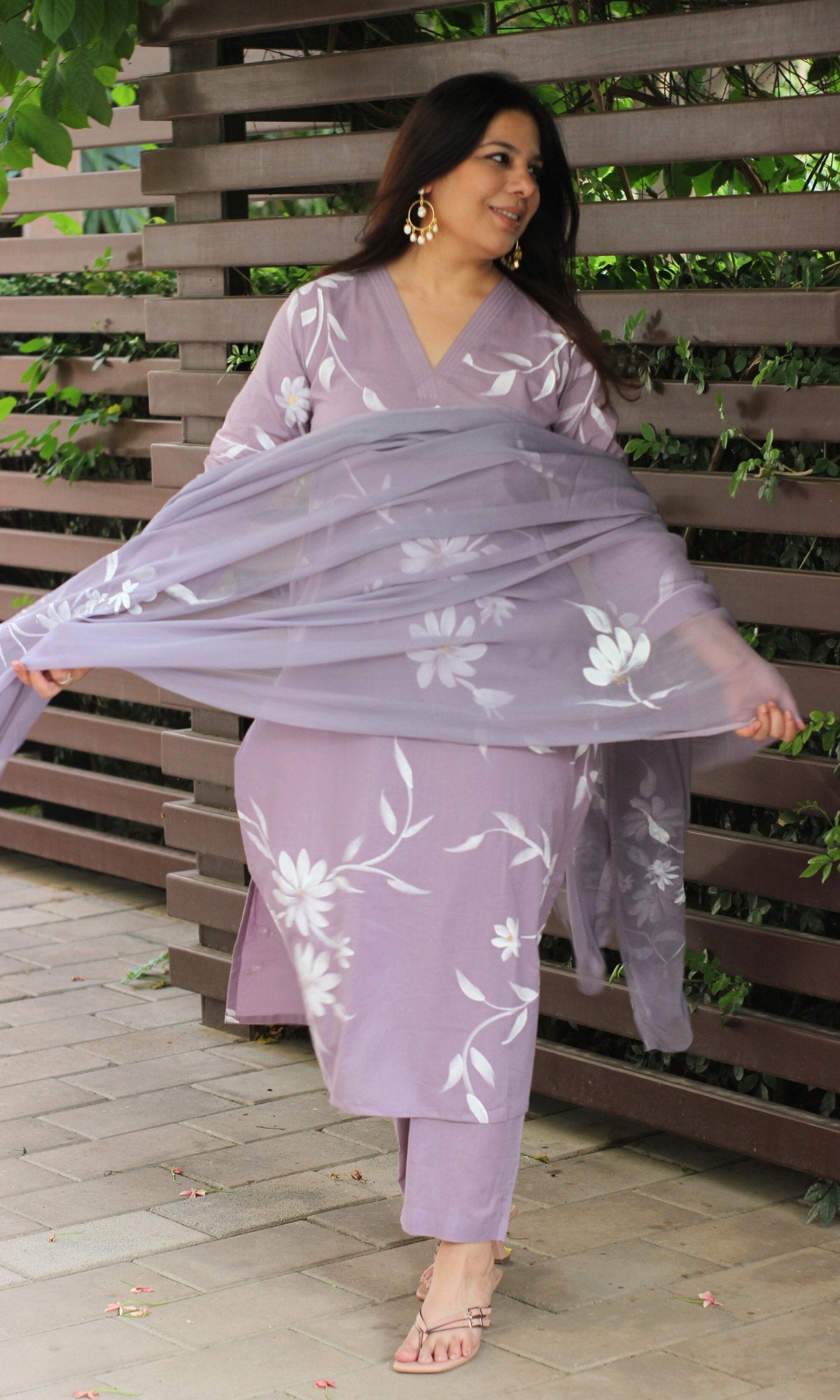 Cotton Pastel Purple Handbrush Painted Suit with Chiffon Hand - painted Dupatta - Baareeki