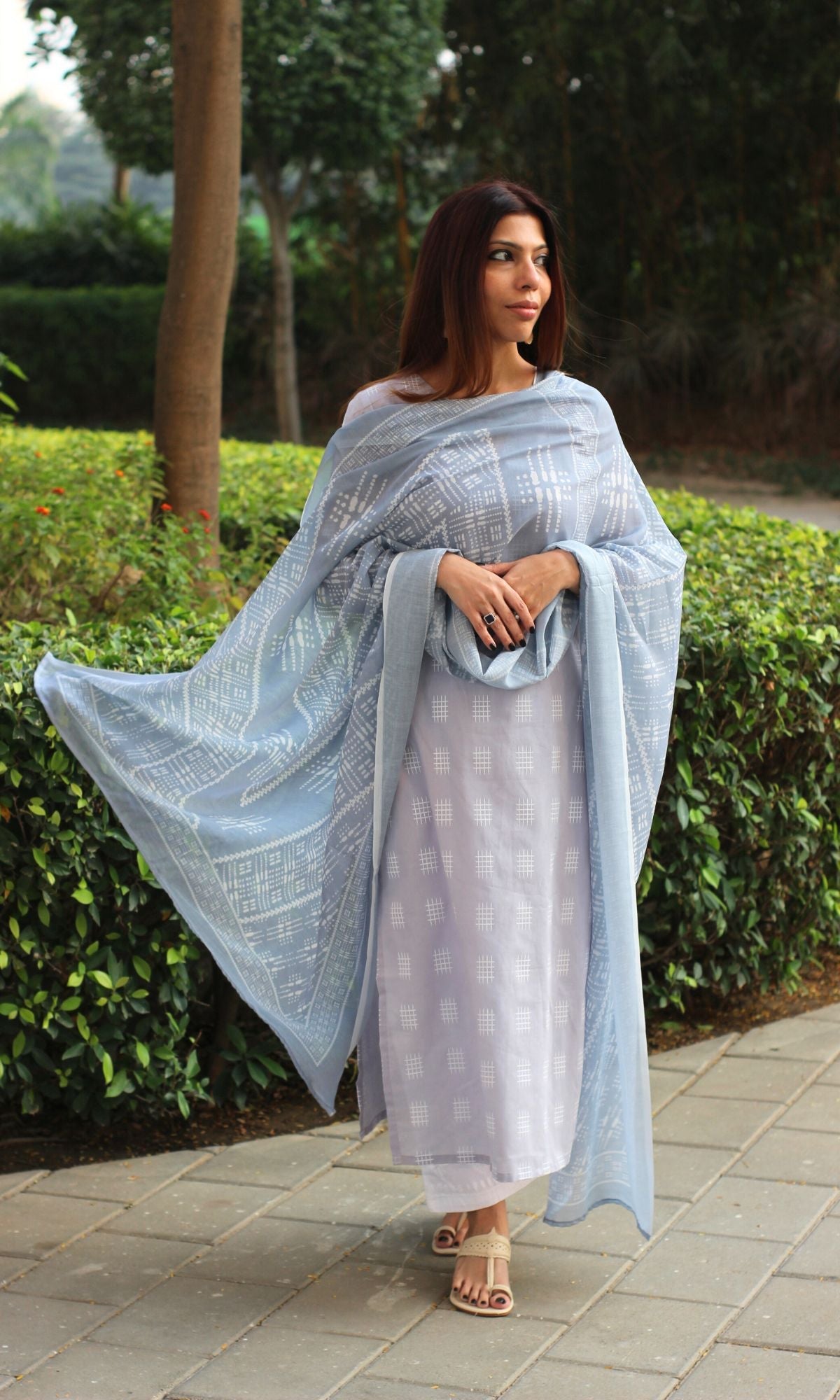Cotton Purple Haze Weaved Kurta & Mul Printed Dupatta - Baareeki