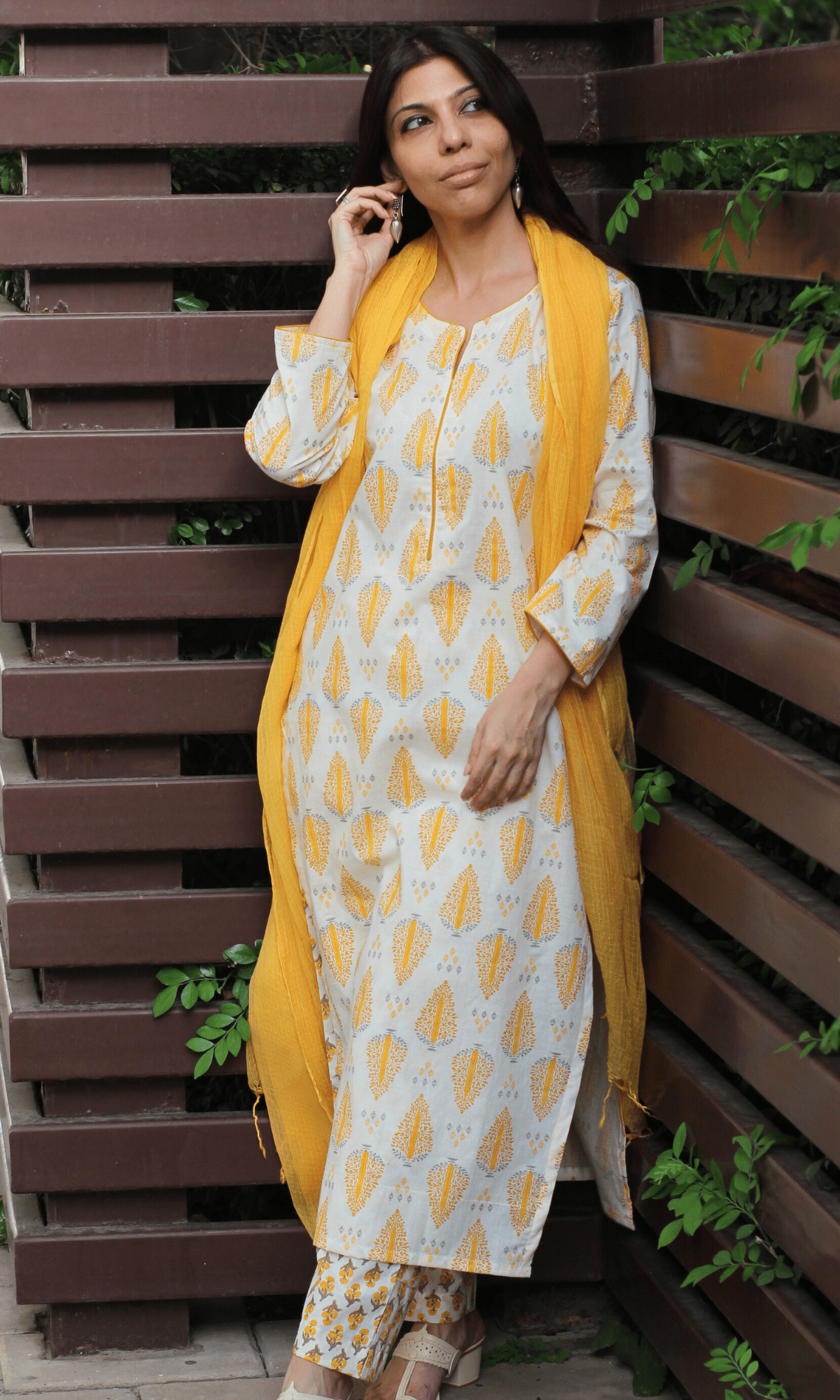 Cotton Sunlit Breeze Printed Kurta, Pant with Kota Doria Dupatta - Baareeki