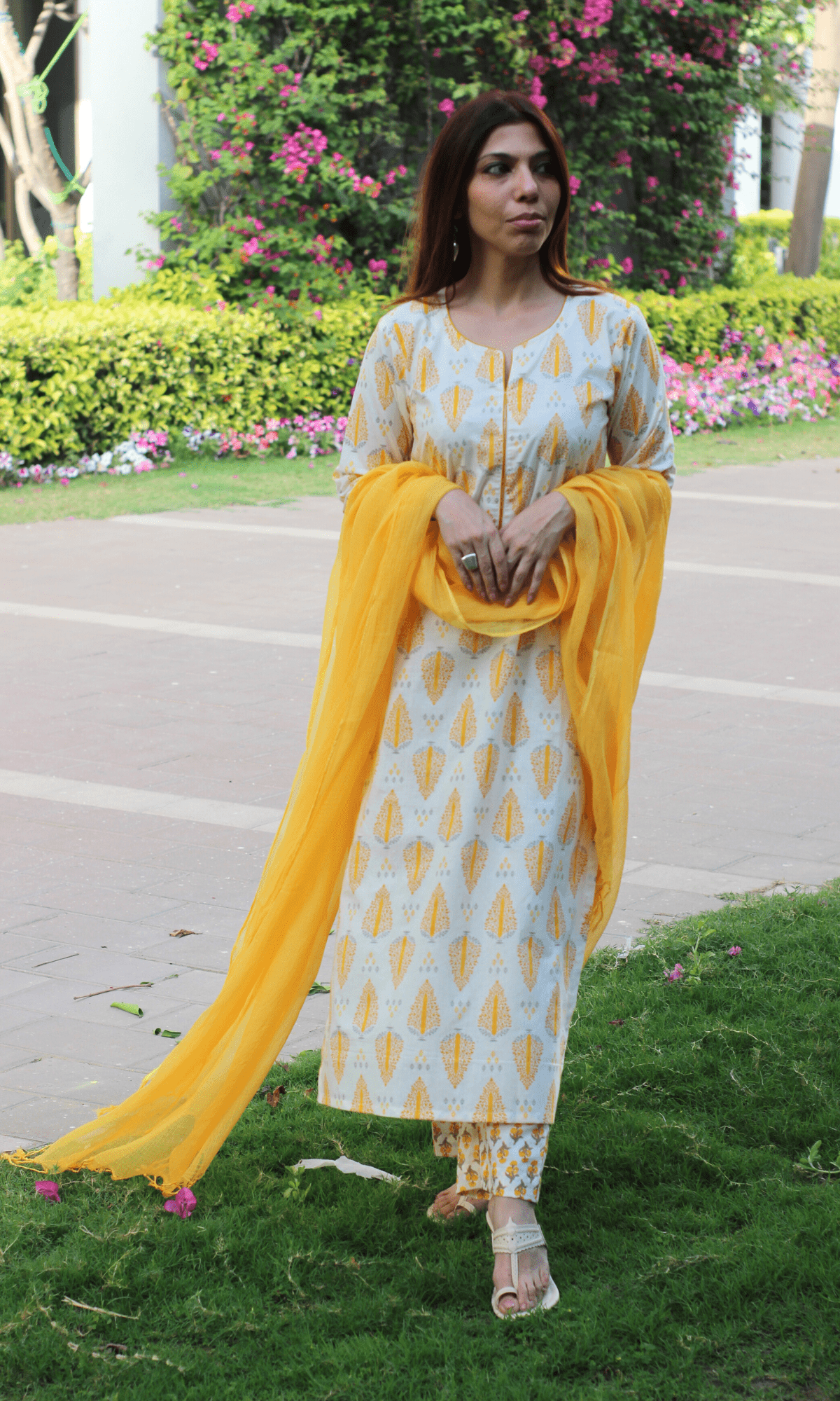Cotton Sunlit Breeze Printed Kurta, Pant with Kota Doria Dupatta - Baareeki