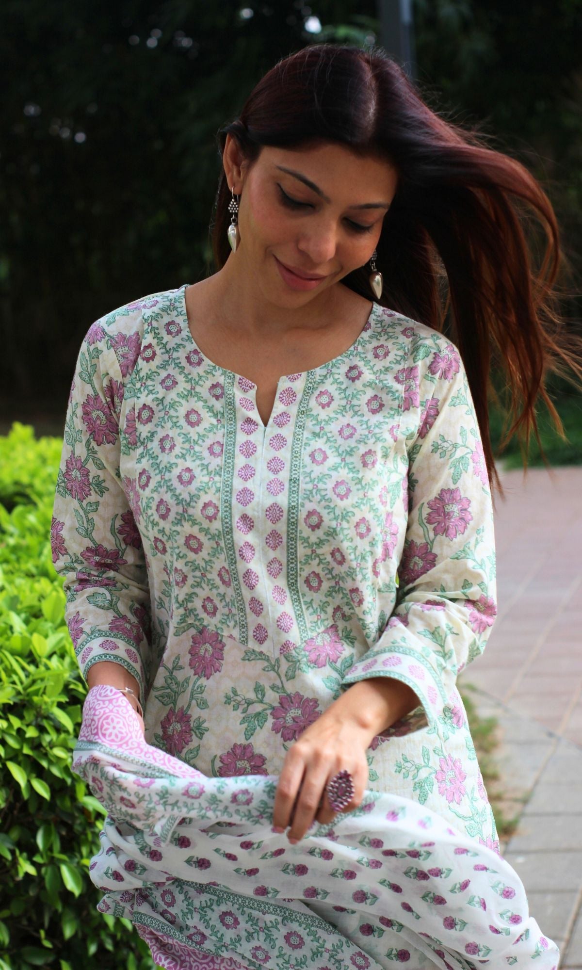 Cotton White & Pastel Flower Printed Suit Set with Mul Printed Dupatta - Baareeki