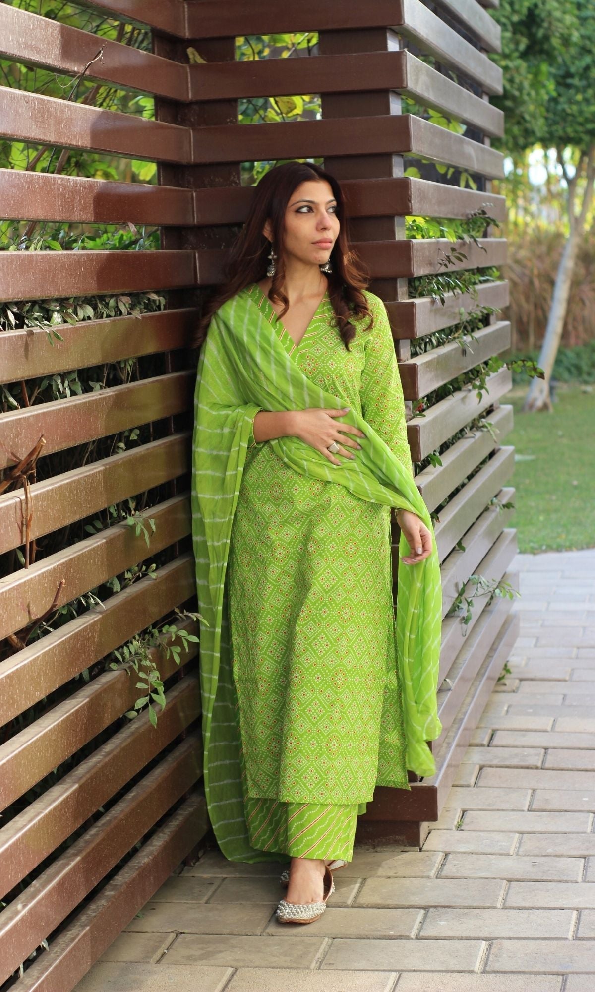 Cotton Bandhani Print Green Suit Set with Printed Chiffon Dupatta - Baareeki
