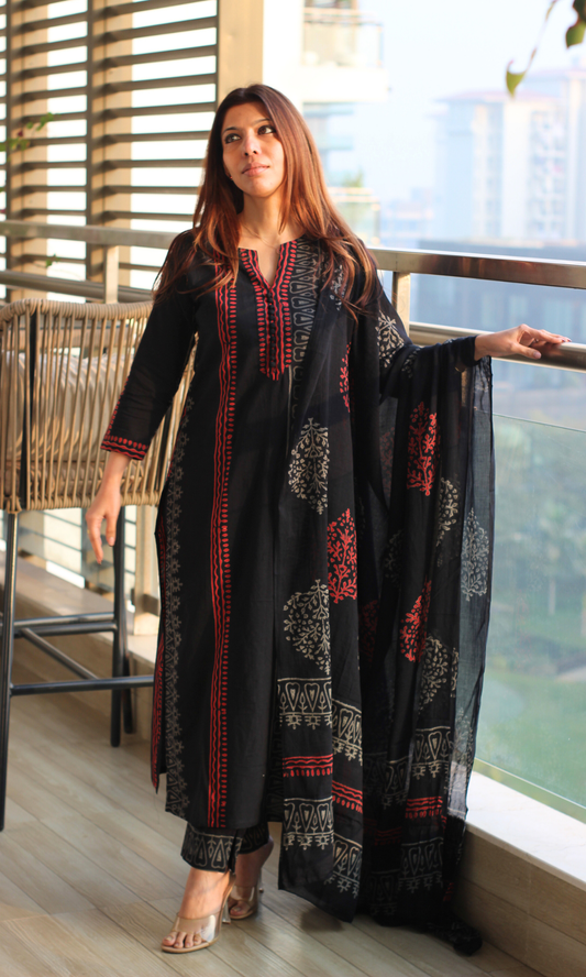 Cotton Kohl Naqsha Handblock Print Kurta, Dupatta & Cotton Pants