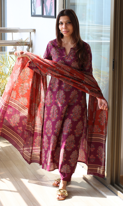 Cotton Burgandy & Rust Mughal Print Kurta, Dupatta with  Afgani Pants