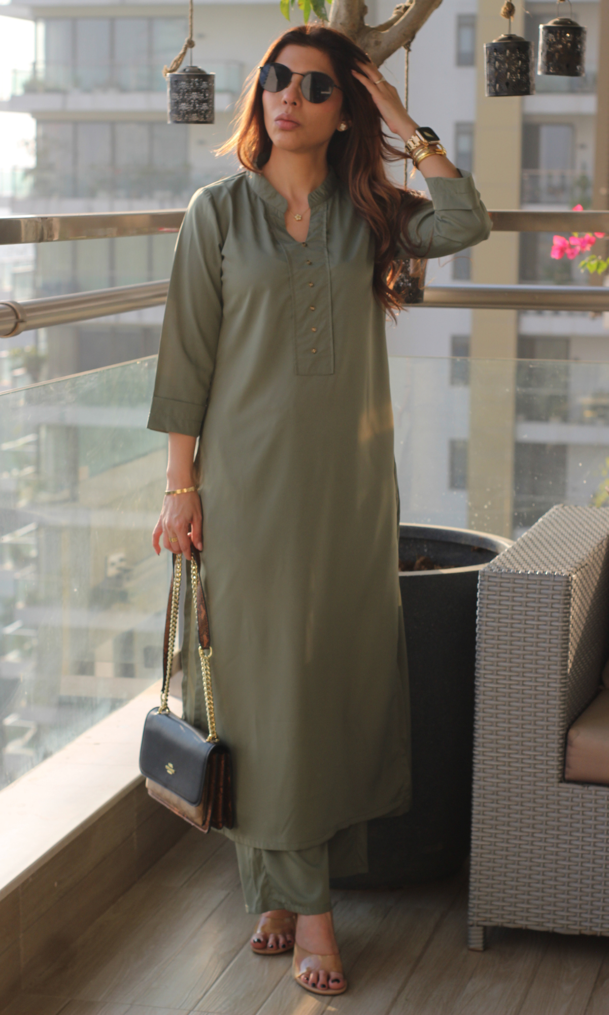 Glossy Green Gold Buttoned Kurta & Pant