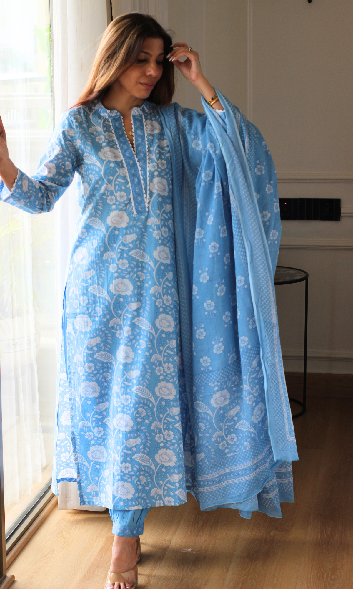 Sea Blue laced neck floral Kurta, Dupatta & Afgani Pants