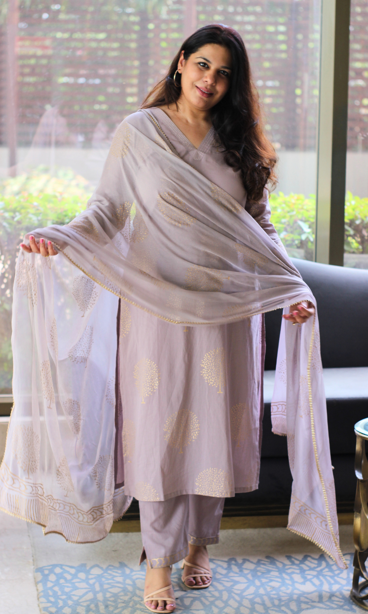 Dusty Lavender Gold Painted Kurta, Chiffon Dupatta & Cotton Pants