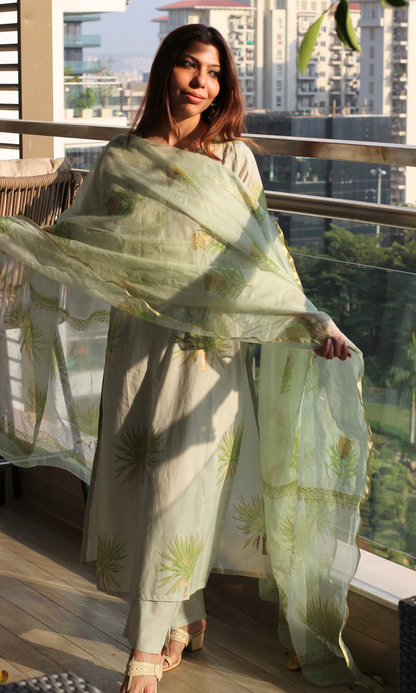 Noori Pista Handblock Mughal Gold Print Kurta, Kota Silk Dupatta & Cotton Pants