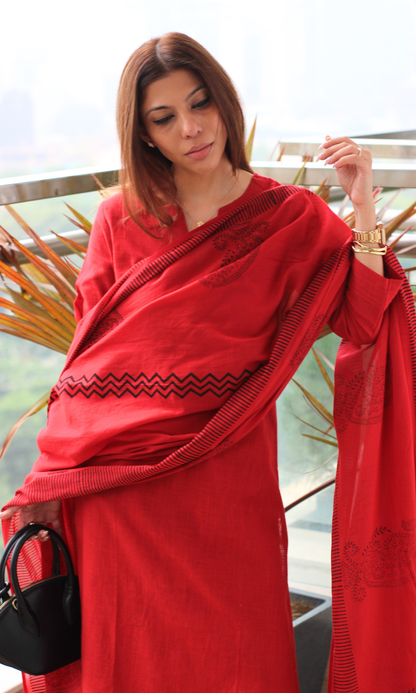 Cotton Slub Rose Red Suit with Mul Line Wave Dupatta