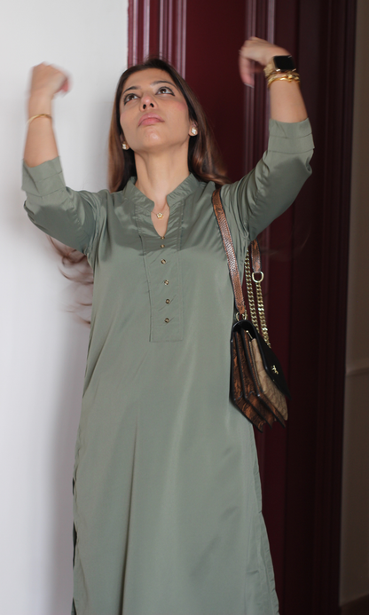Glossy Green Gold Buttoned Kurta & Pant