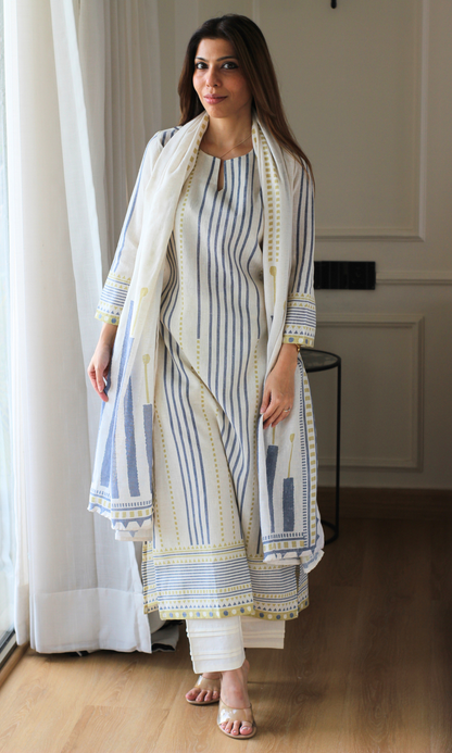 Morning Tide Linen Blend Kurta, Dupatta & Cotton Pants