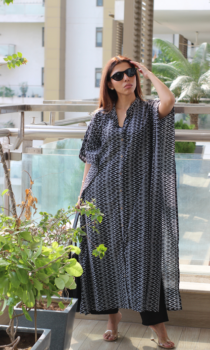 Black Maze Printed Kaftan Style Kurta & Pants