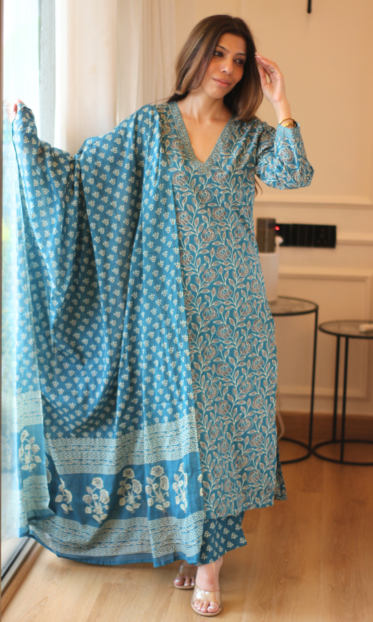 Aabroo Teal Block Printed Kurta, Pants & Cotton Printed Dupatta