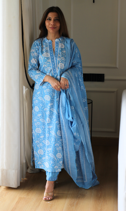 Sea Blue laced neck floral Kurta, Dupatta & Afgani Pants