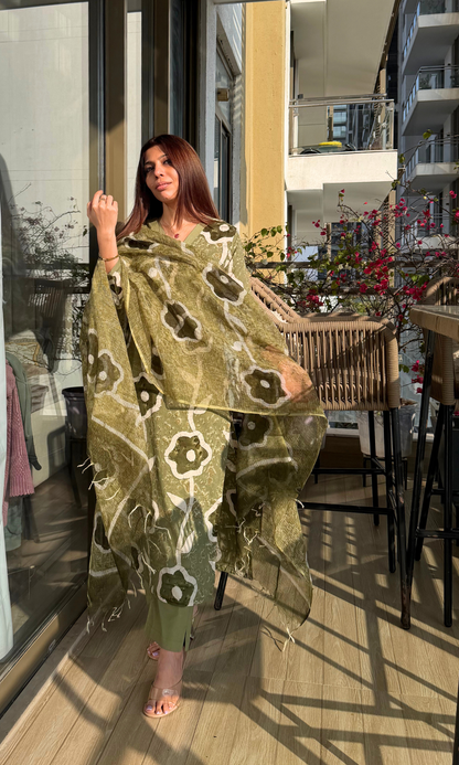Cotton Olive Shibori Print Kurta & Pants with Kota Doria Printed Dupatta
