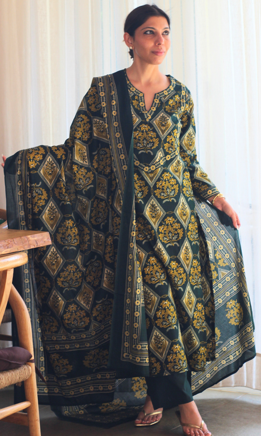 Deep Forest & Yellow Leaf Block Print Kurta, Dupatta & Cotton Pants
