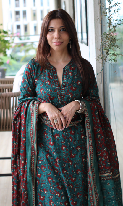 Firdaus Green & Red Block Printed Kurta , Dupatta & Cotton Pants