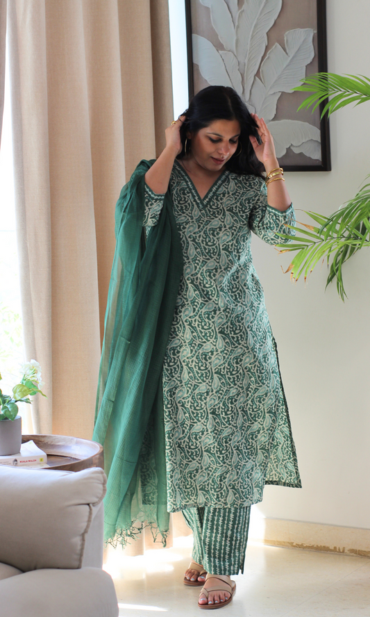 Earthy Green Dabu Printed Kurta , Pant & Kota Doria Dupatta