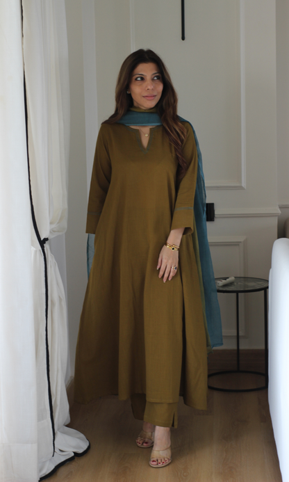 Mehandi Cotton Slub Kali Kurta, Pant & Handpainted Dupatta
