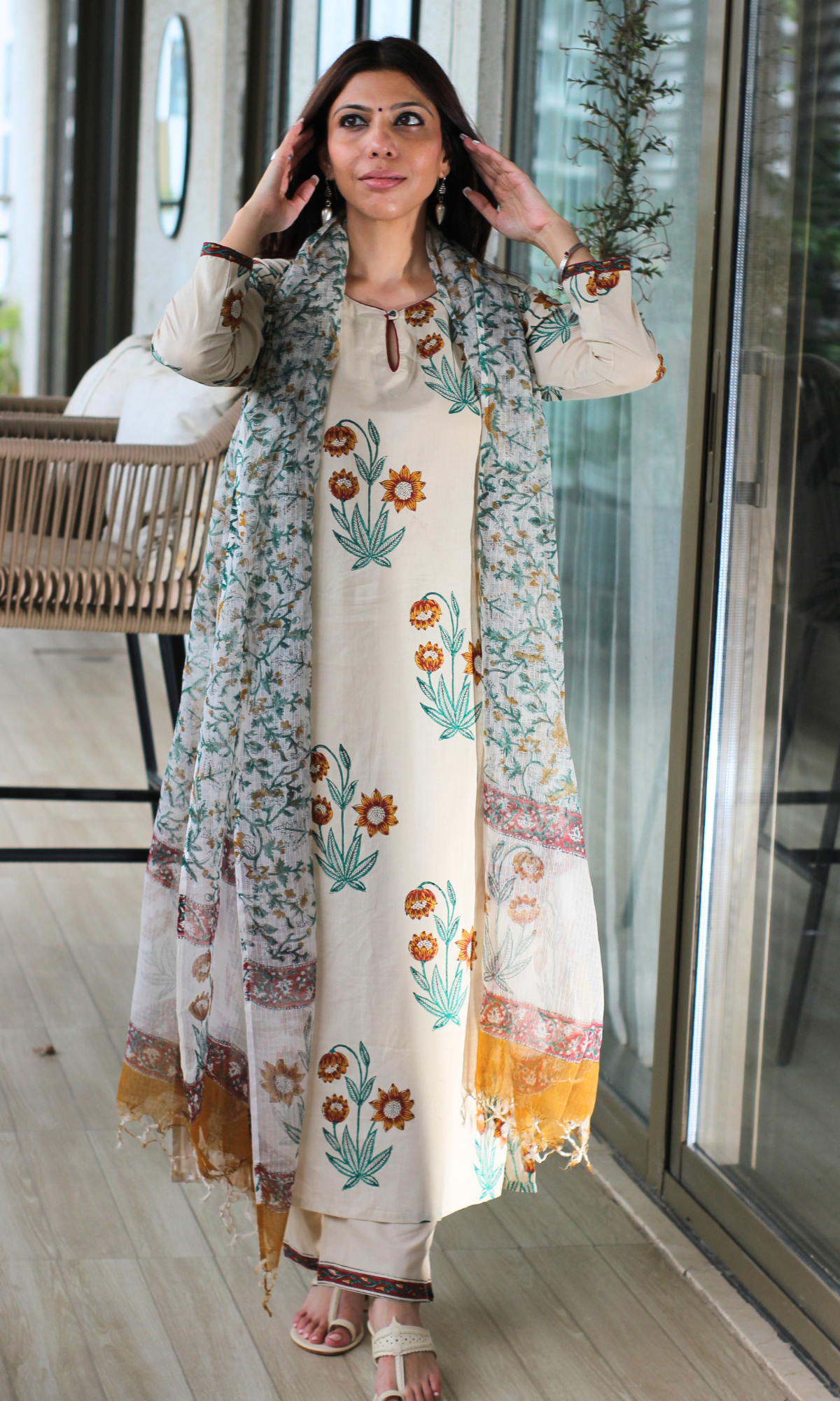 Saira Gulnaar Mughal Print Kurta, Kota Dupatta & Cotton Pants