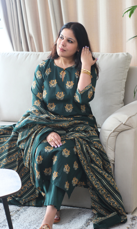 Cotton Green Lotus Mughal Kurta, Dupatta & Cotton Pants