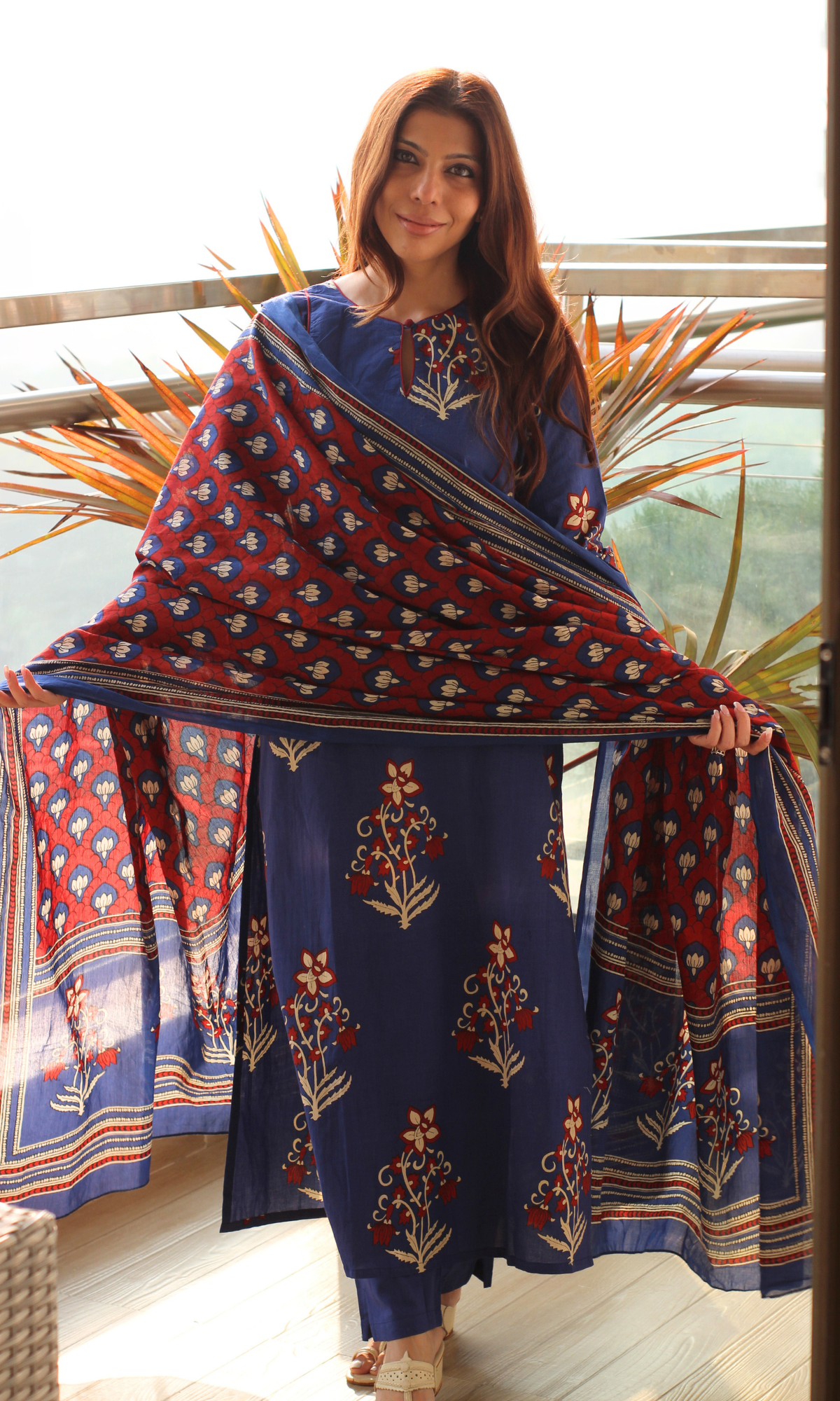 Cotton Neelam Gul Mughal Print Kurta, Contrast Printed Dupatta & Pants