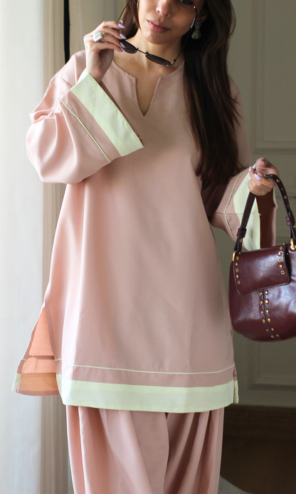 Dusty Rose Contrast Detailed Kurta with Farshi Salwaar