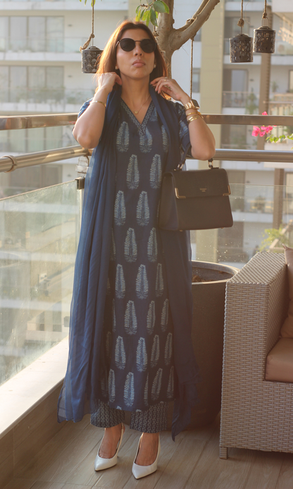 Indigo Leaf Printed Half Sleeves Cotton Kurta, Pant & Kota Doria Dupatta