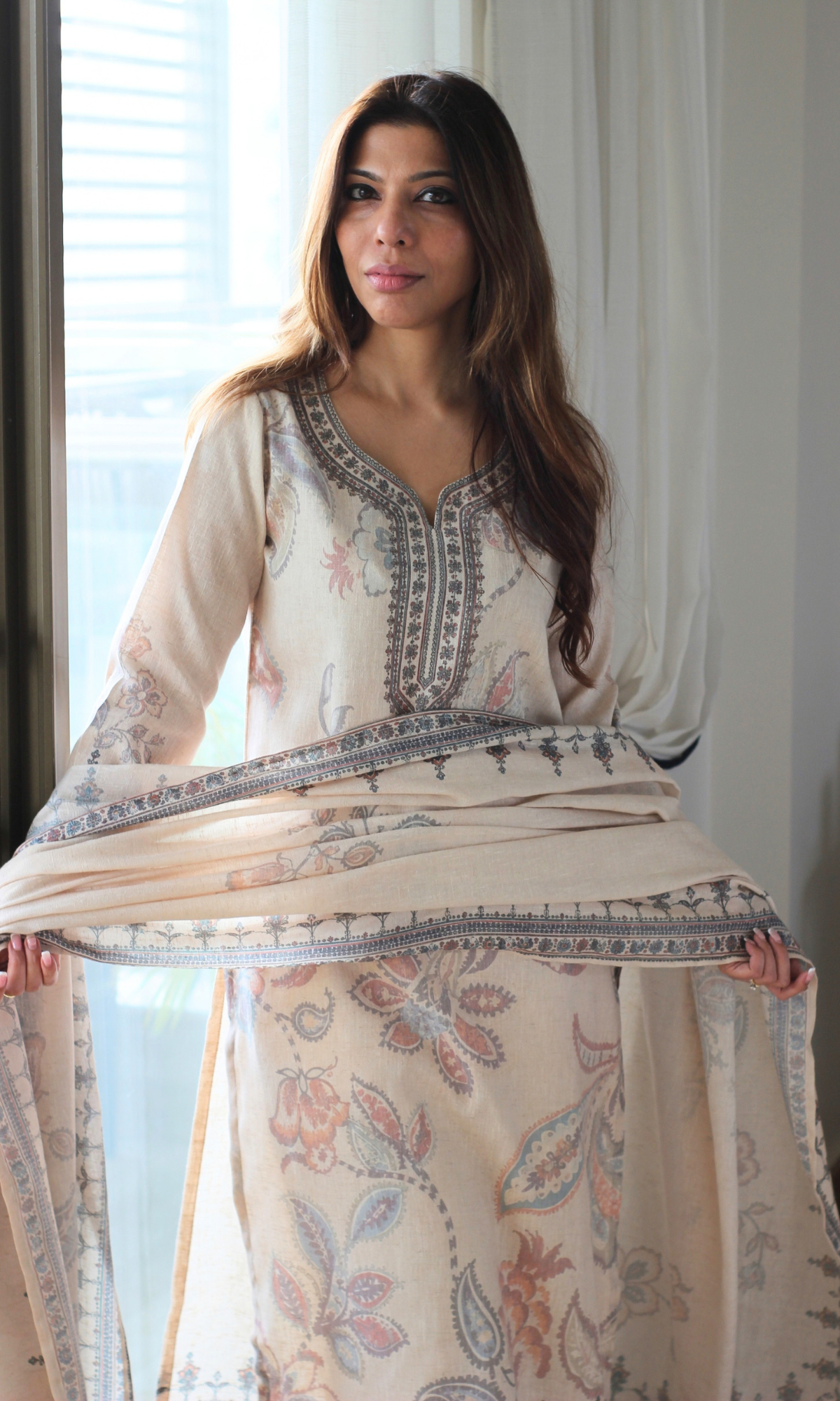 Oatmeal Woven Linen Blend Kurta, Dupatta & Cotton Pants